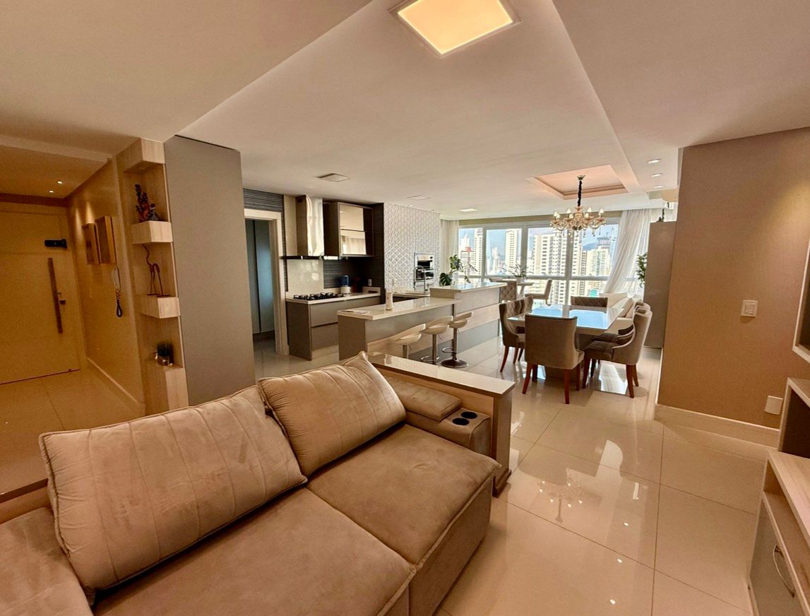 Apartamento no Edifício Alameda Jardins em Balneário Camboriú - foto 4