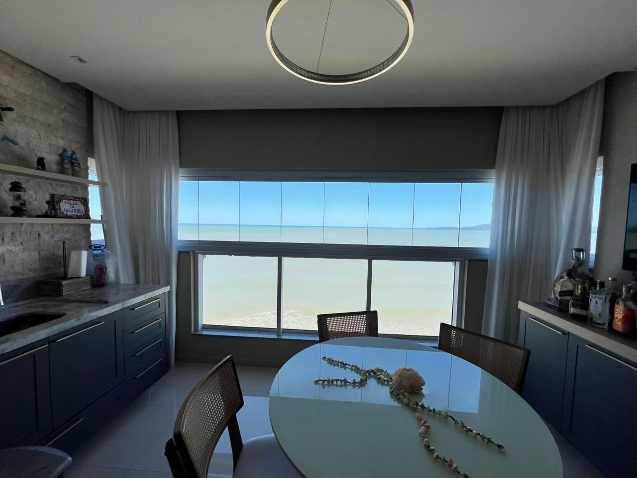Apartamento no Ed. Château de Florence em Itapema - foto 6