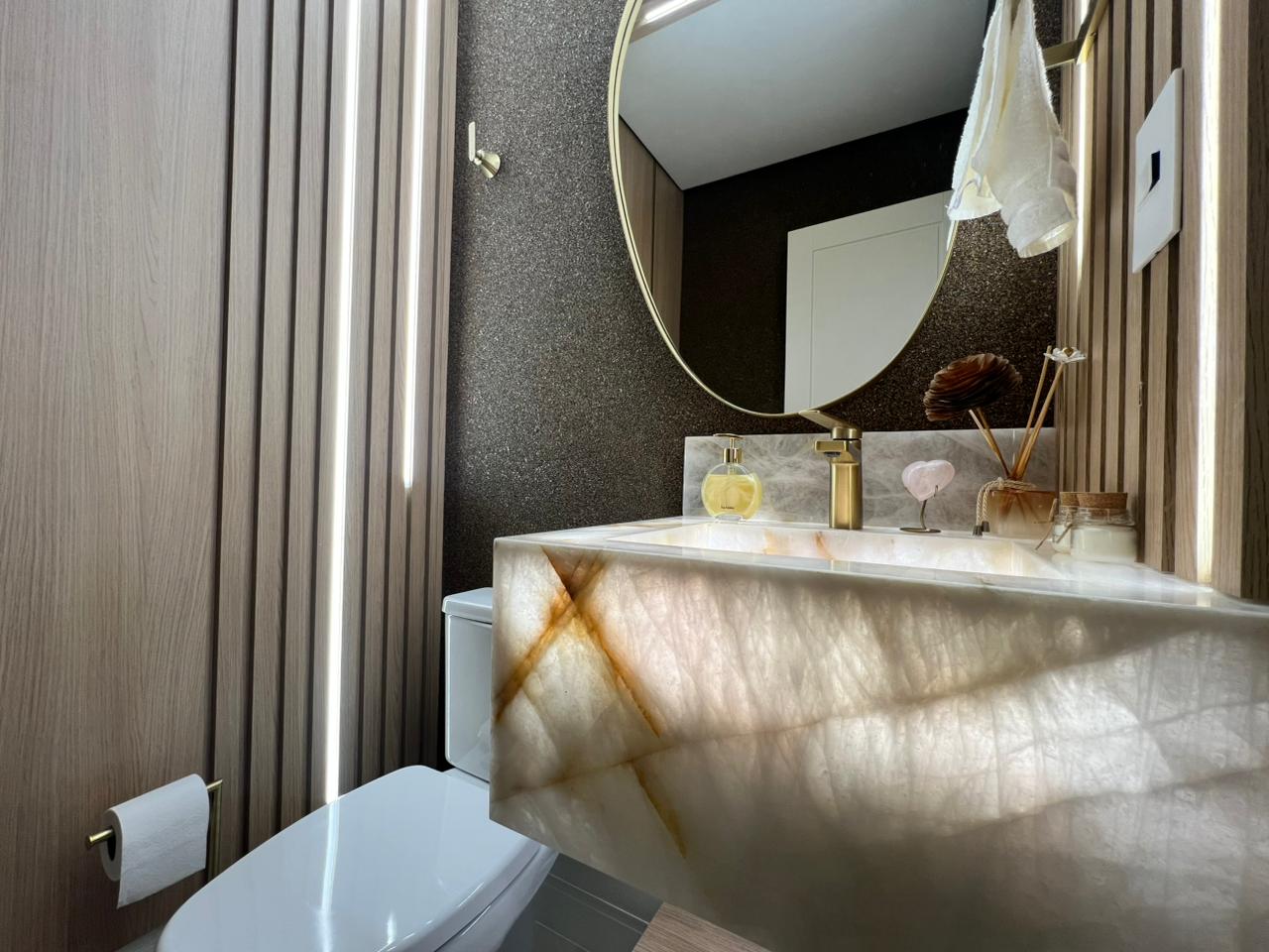 Apartamento no Ed. Château de Florence em Itapema - foto 20