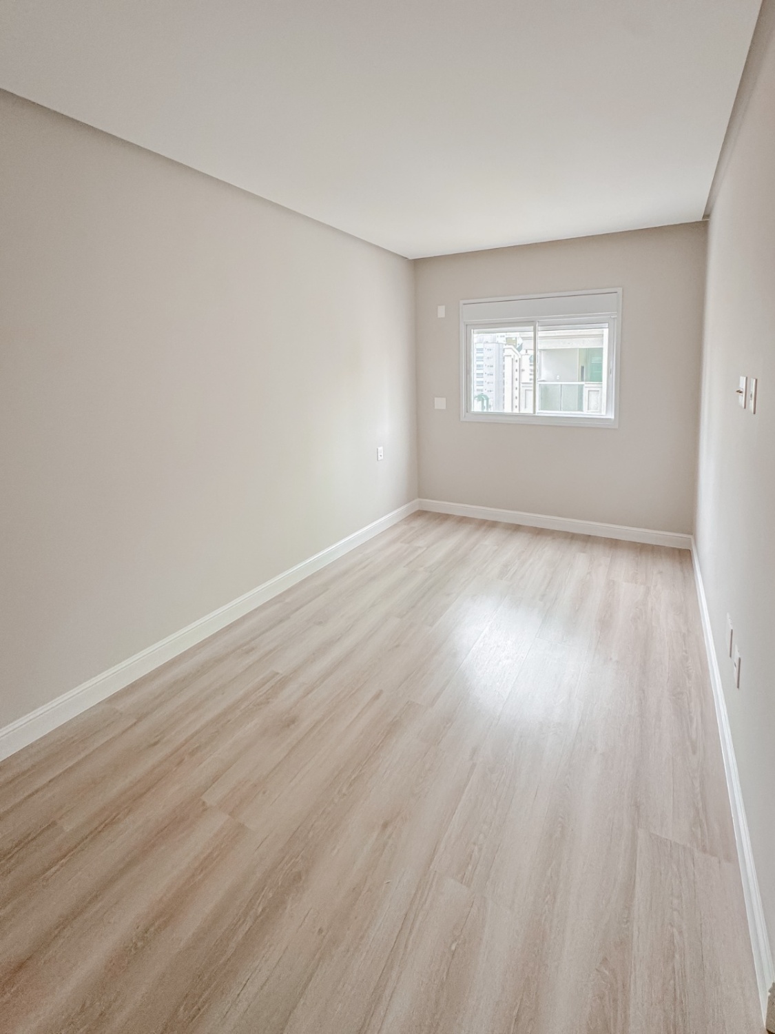 Apartamento no Edifício Le Biarritz em Itapema - foto 24