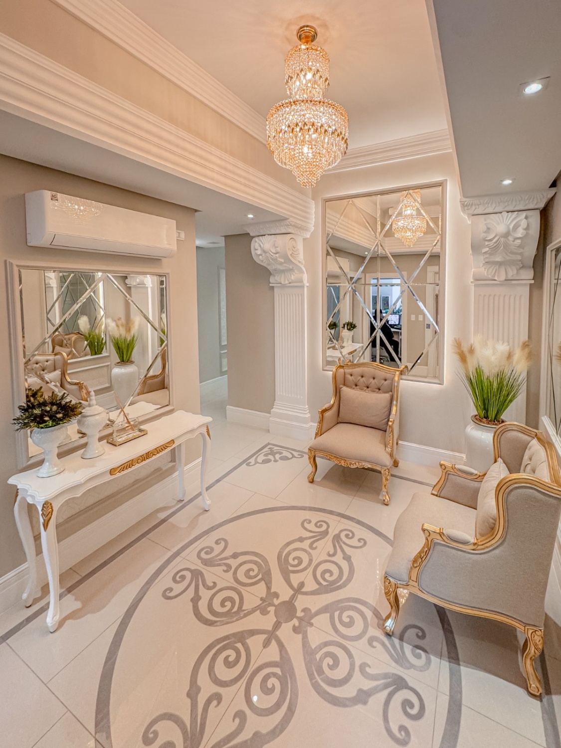 Apartamento no Edifício Le Biarritz em Itapema - foto 26