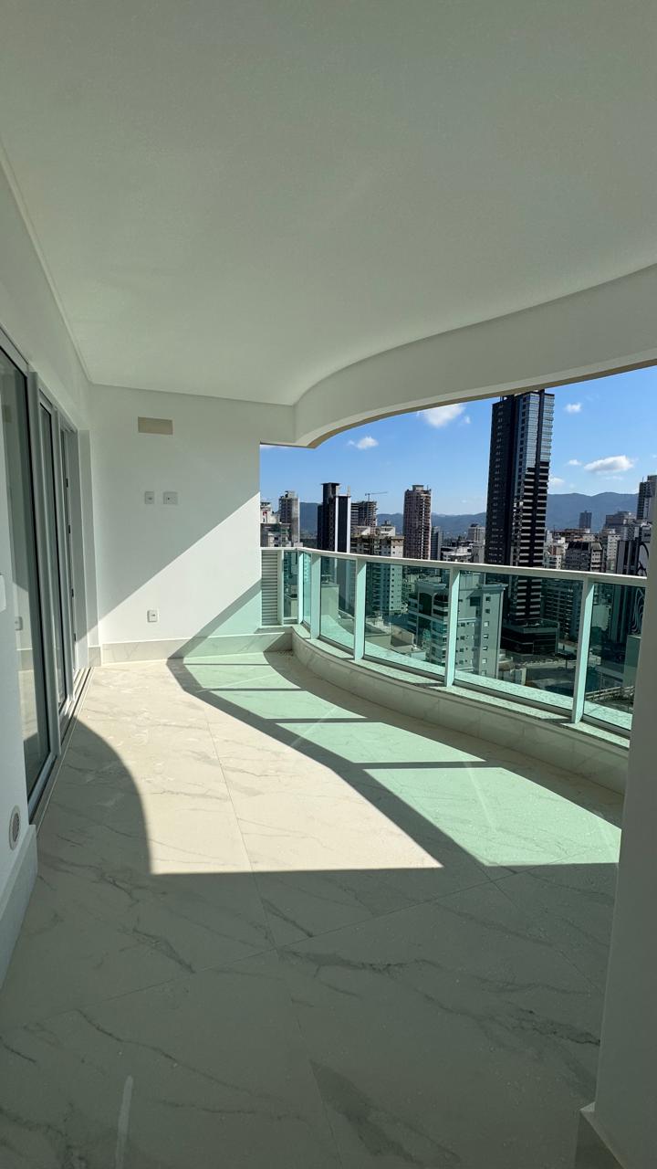 Apartamento no Edifício Belíssimo em Itapema - foto 3