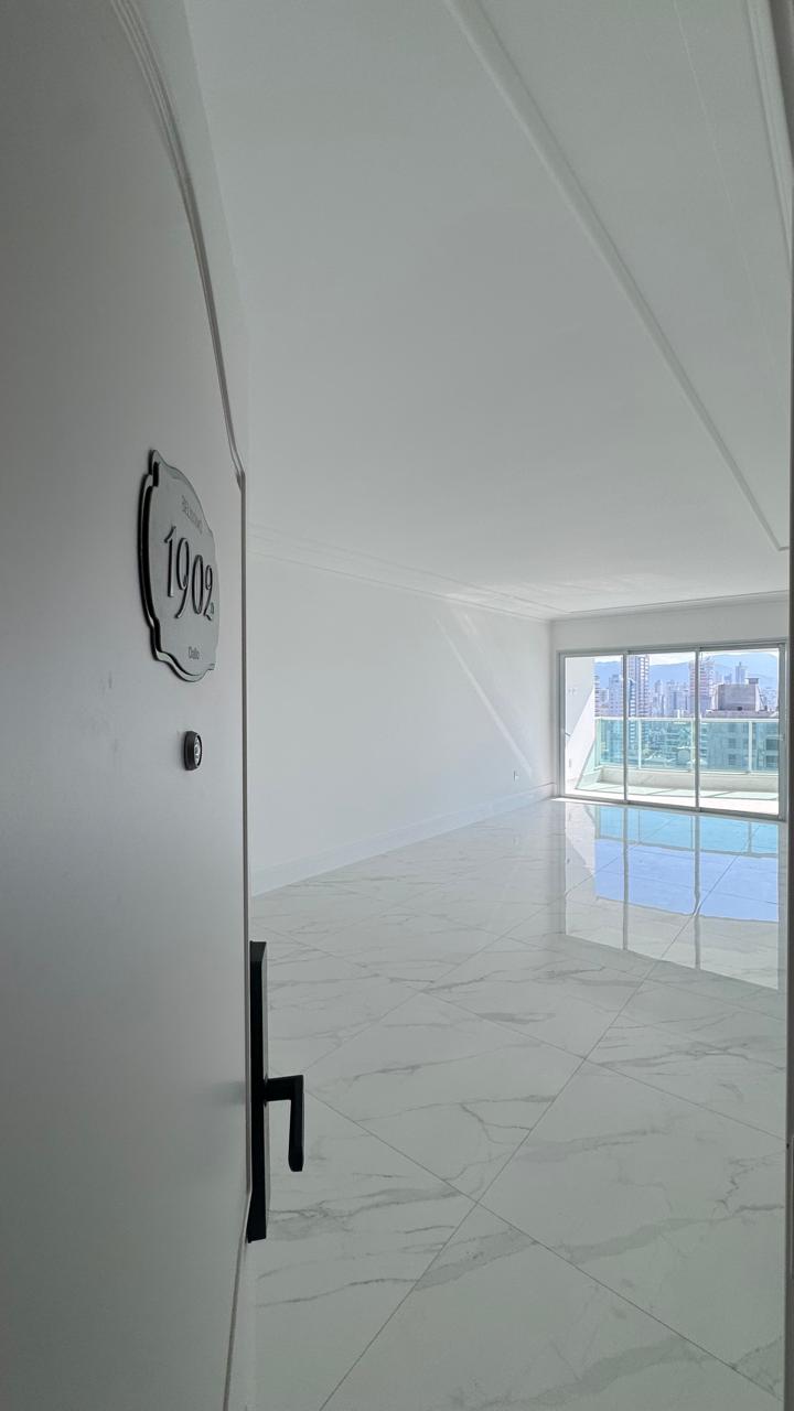 Apartamento no Edifício Belíssimo em Itapema - foto 6