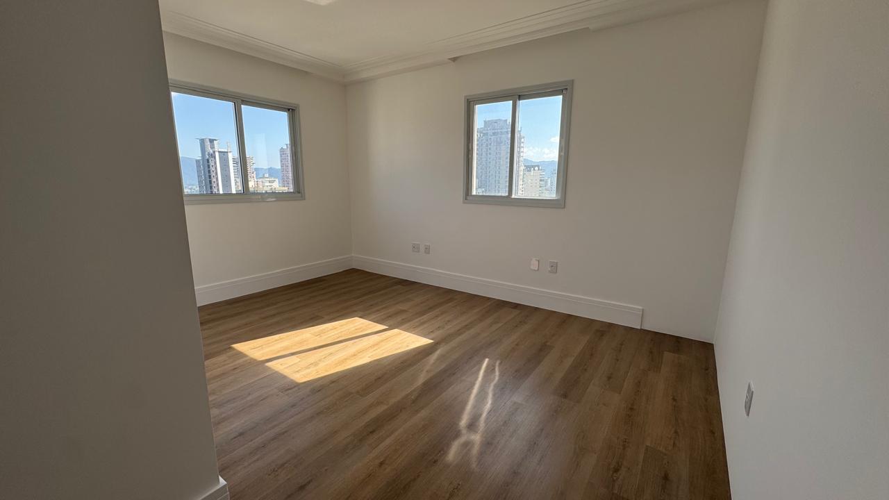 Apartamento no Edifício Belíssimo em Itapema - foto 10