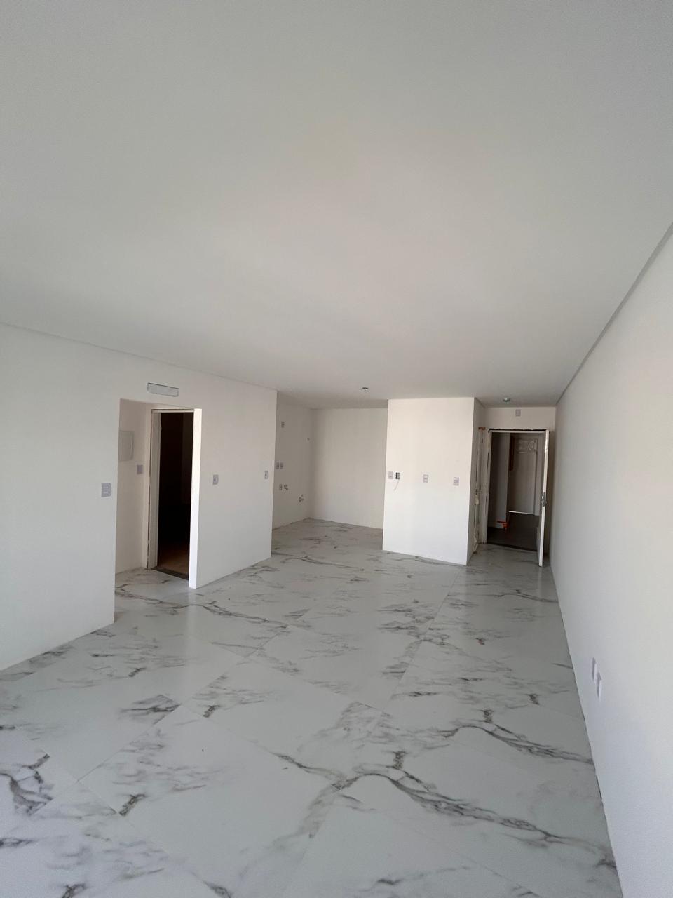 Apartamento no Ed. Paganini Tower em Balneário Camboriú - foto 5