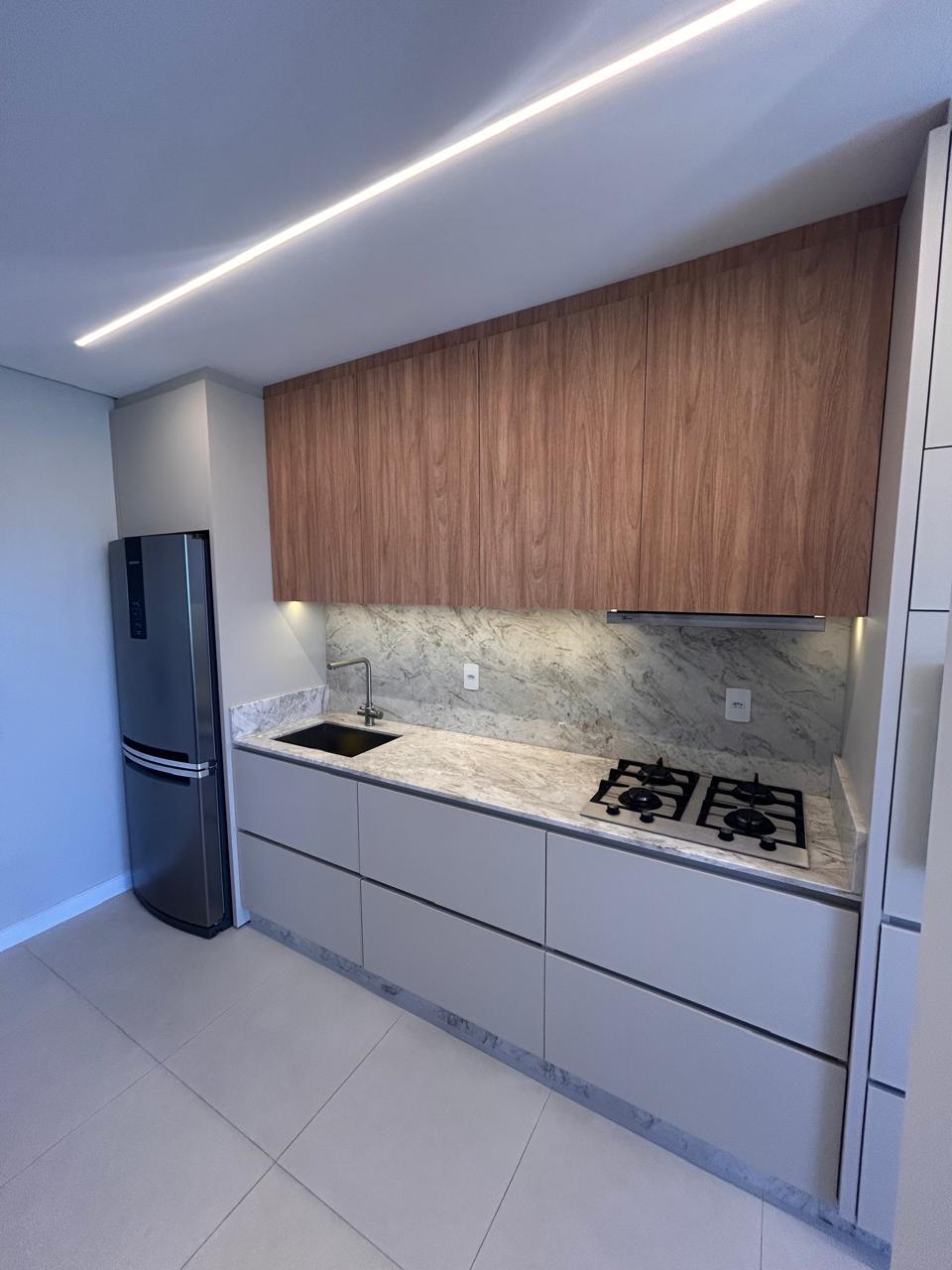 Apartamento no Ed. North Brava na Praia Brava - foto 8
