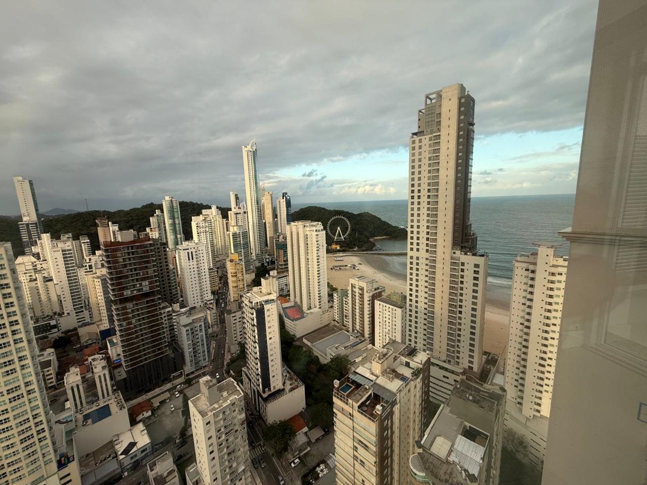 Apartamento no Ed. Alameda Jardins em Balneário Camboriú - foto 5