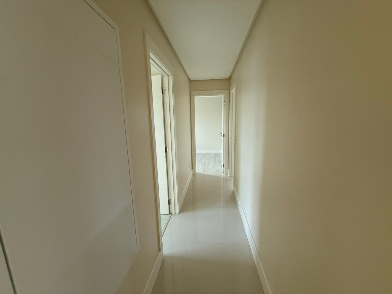 Apartamento no Ed. Alameda Jardins em Balneário Camboriú - foto 13