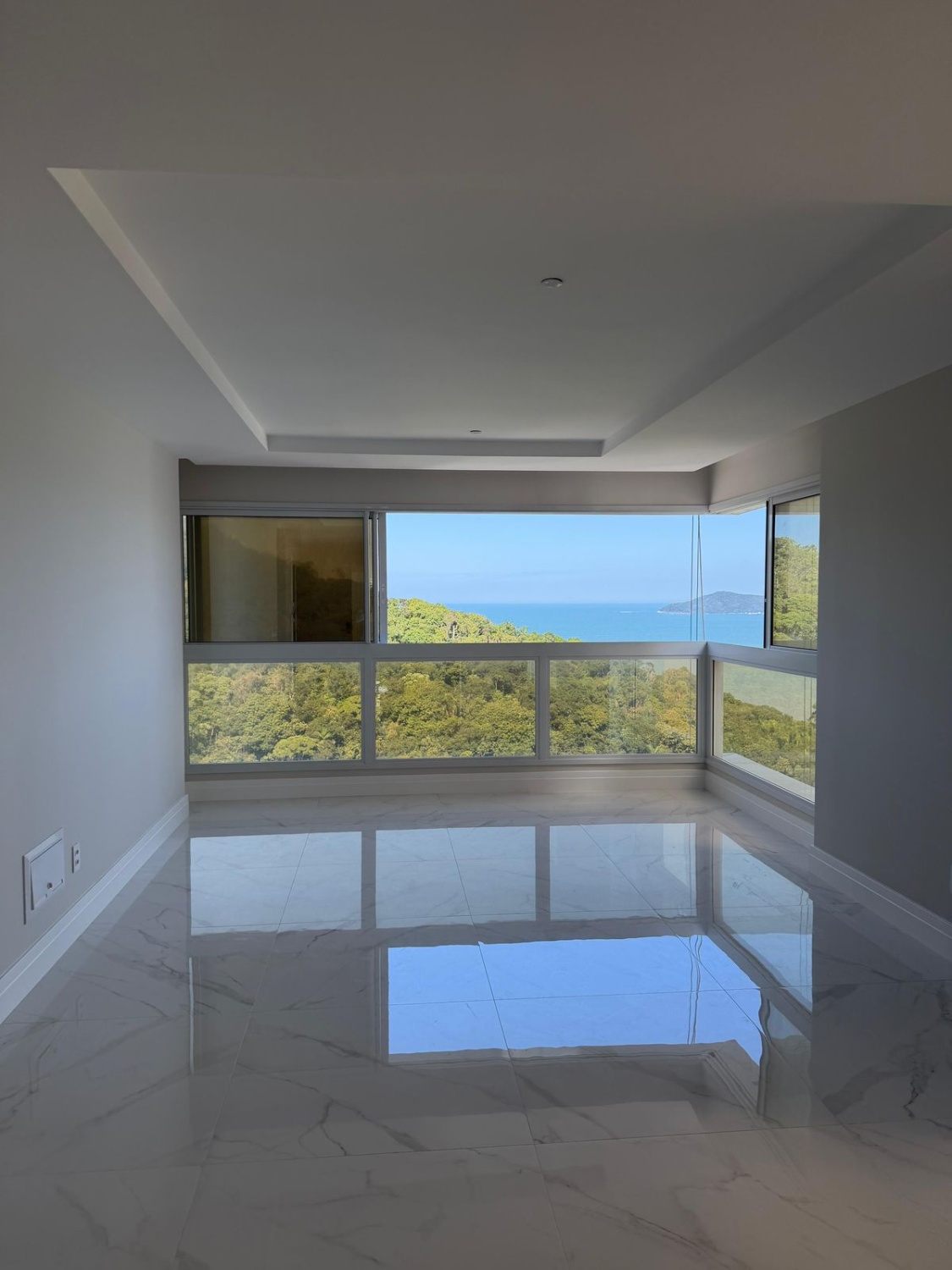 Apartamento no Ed. Blue Coast em Balneário Camboriú