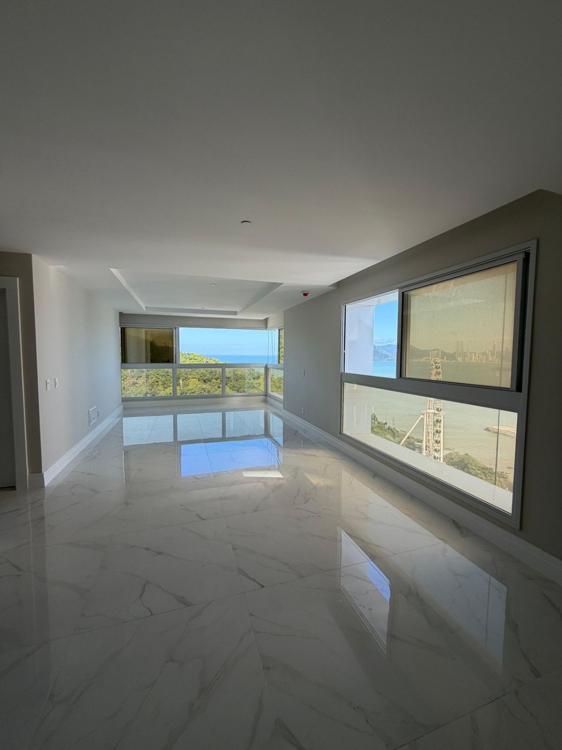 Apartamento no Ed. Blue Coast em Balneário Camboriú
