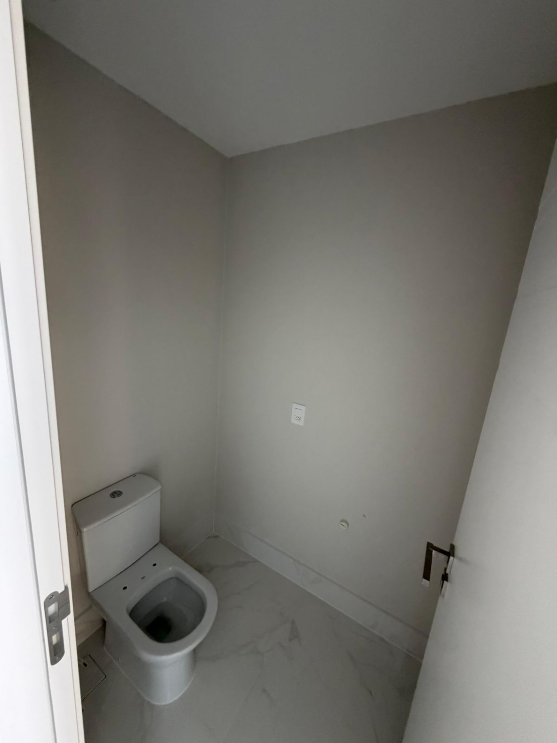 Apartamento no Ed. Blue Coast em Balneário Camboriú - foto 14