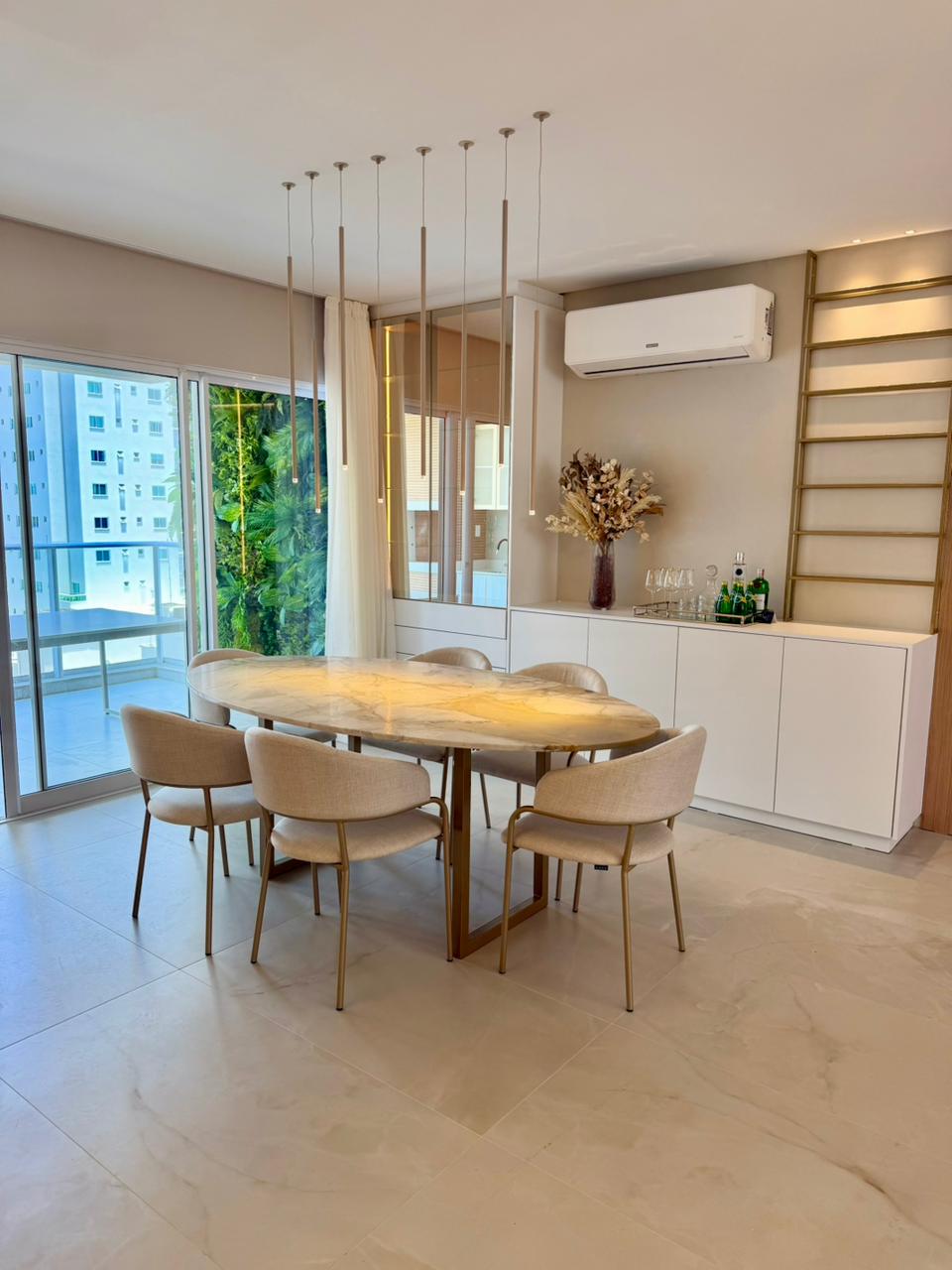 Apartamento no Ed. Pontal di Vitta Residence em Balneário Camboriú