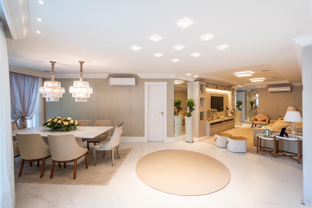 Apartamento no Ed. Toulon Palace Residence em Itapema - foto 4