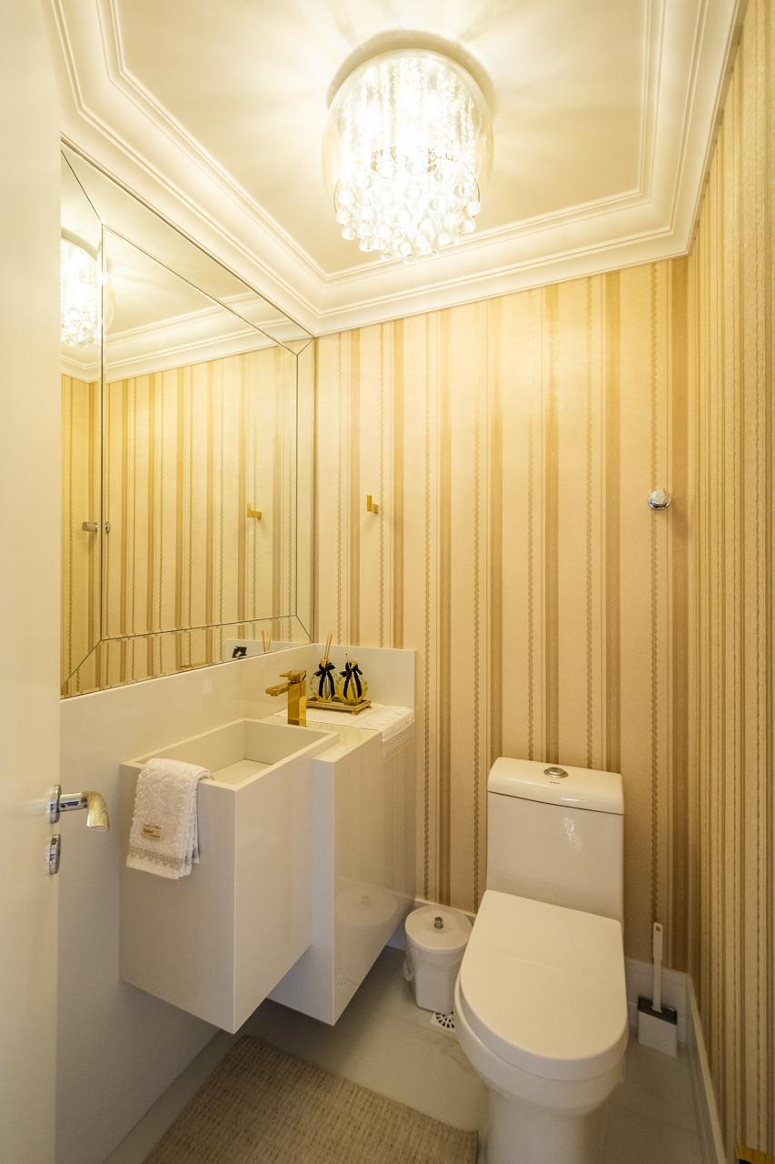 Apartamento no Ed. Toulon Palace Residence em Itapema - foto 13