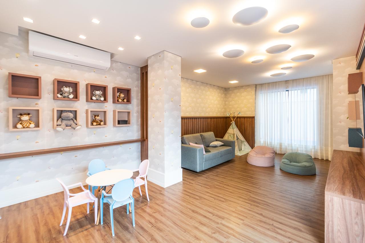 Apartamento no Ed. Toulon Palace Residence em Itapema - foto 36