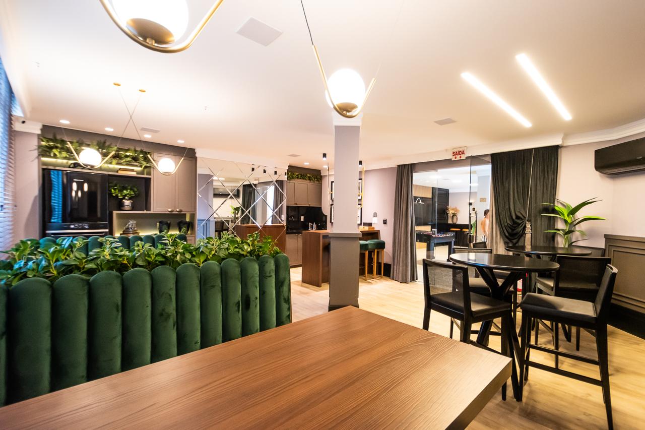 Apartamento no Ed. Toulon Palace Residence em Itapema - foto 37