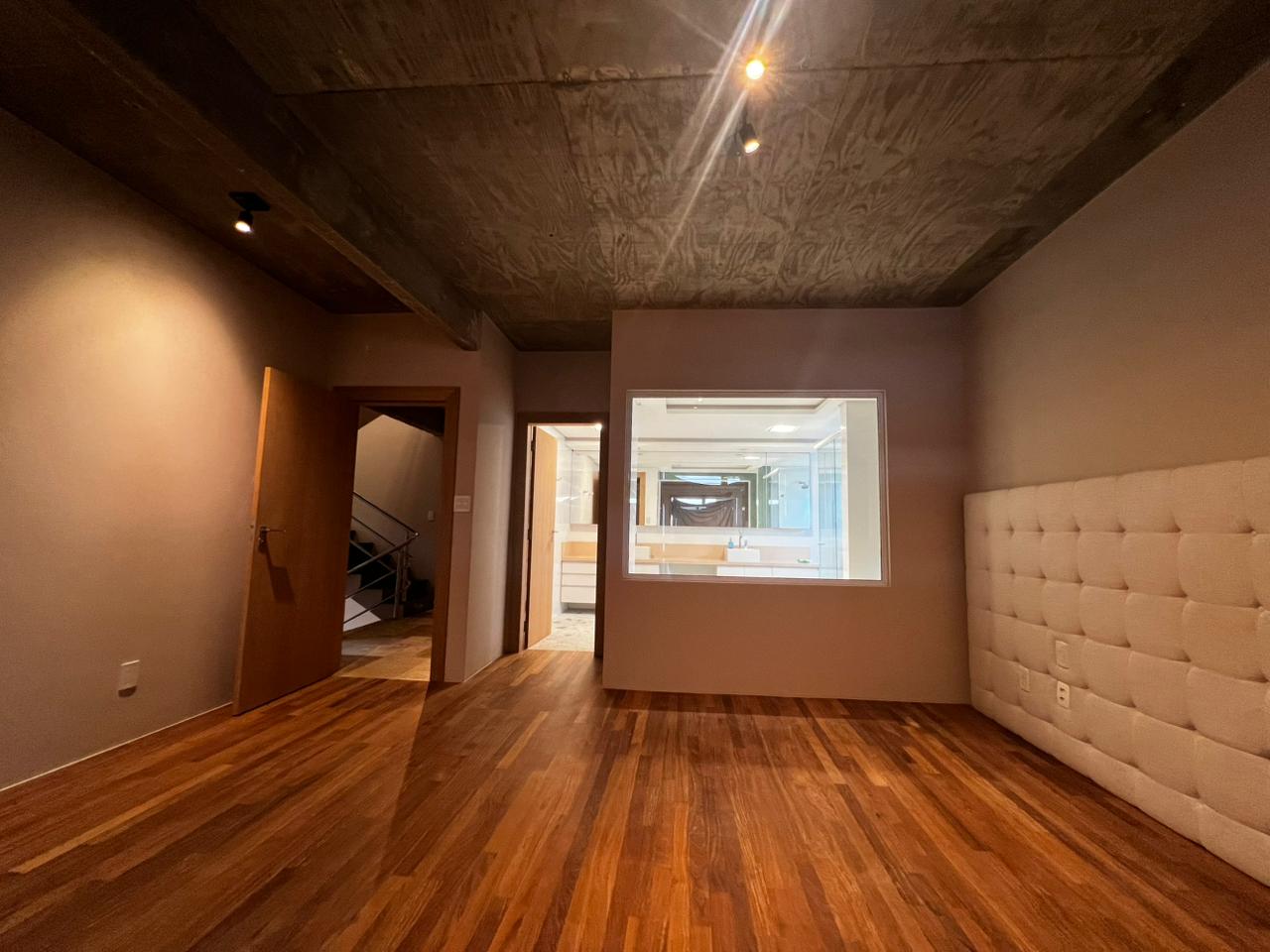 Casa no Condomínio Brava Horizontal na Praia Brava - foto 11