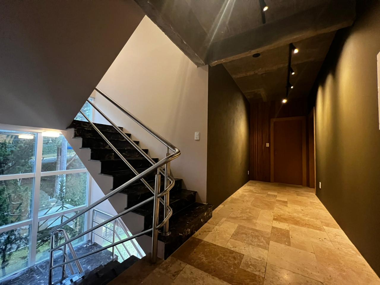 Casa no Condomínio Brava Horizontal na Praia Brava - foto 17