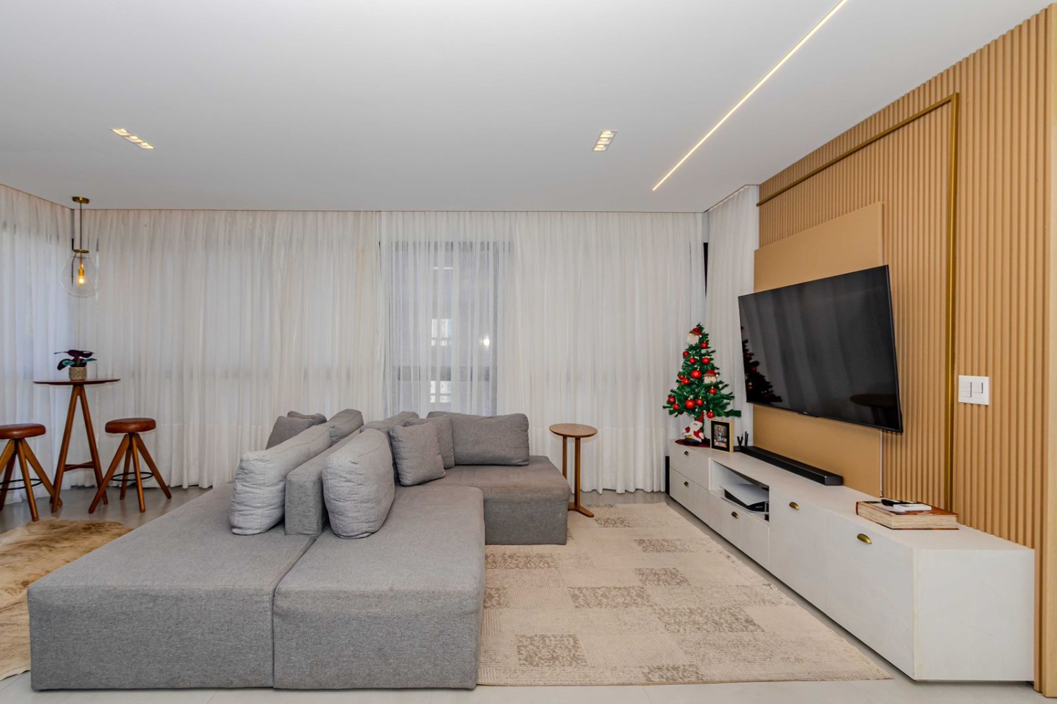 Apartamento no Ed. Costa Esmeralda Residence em Balneário Camboriú