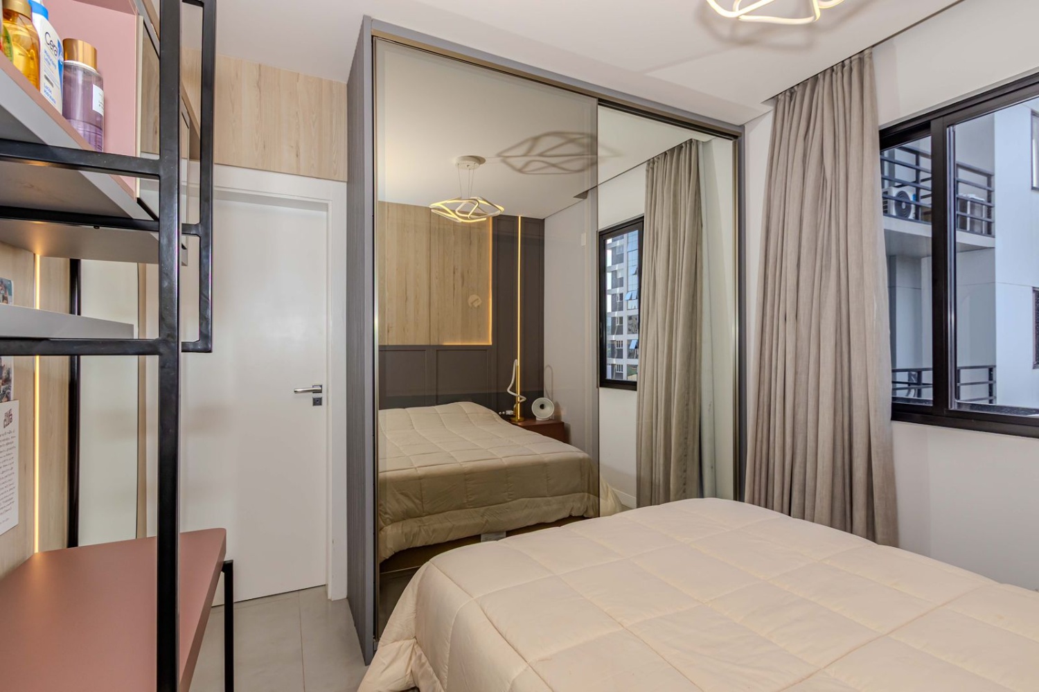 Apartamento no Ed. Costa Esmeralda Residence em Balneário Camboriú - foto 11