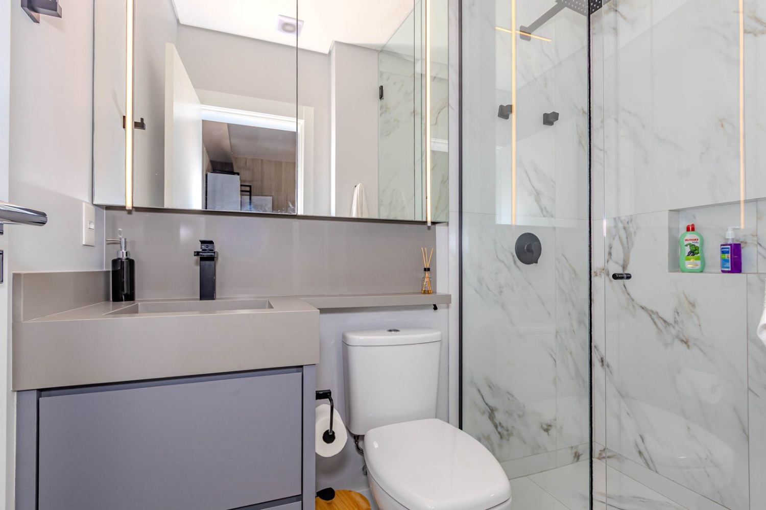 Apartamento no Ed. Costa Esmeralda Residence em Balneário Camboriú - foto 13