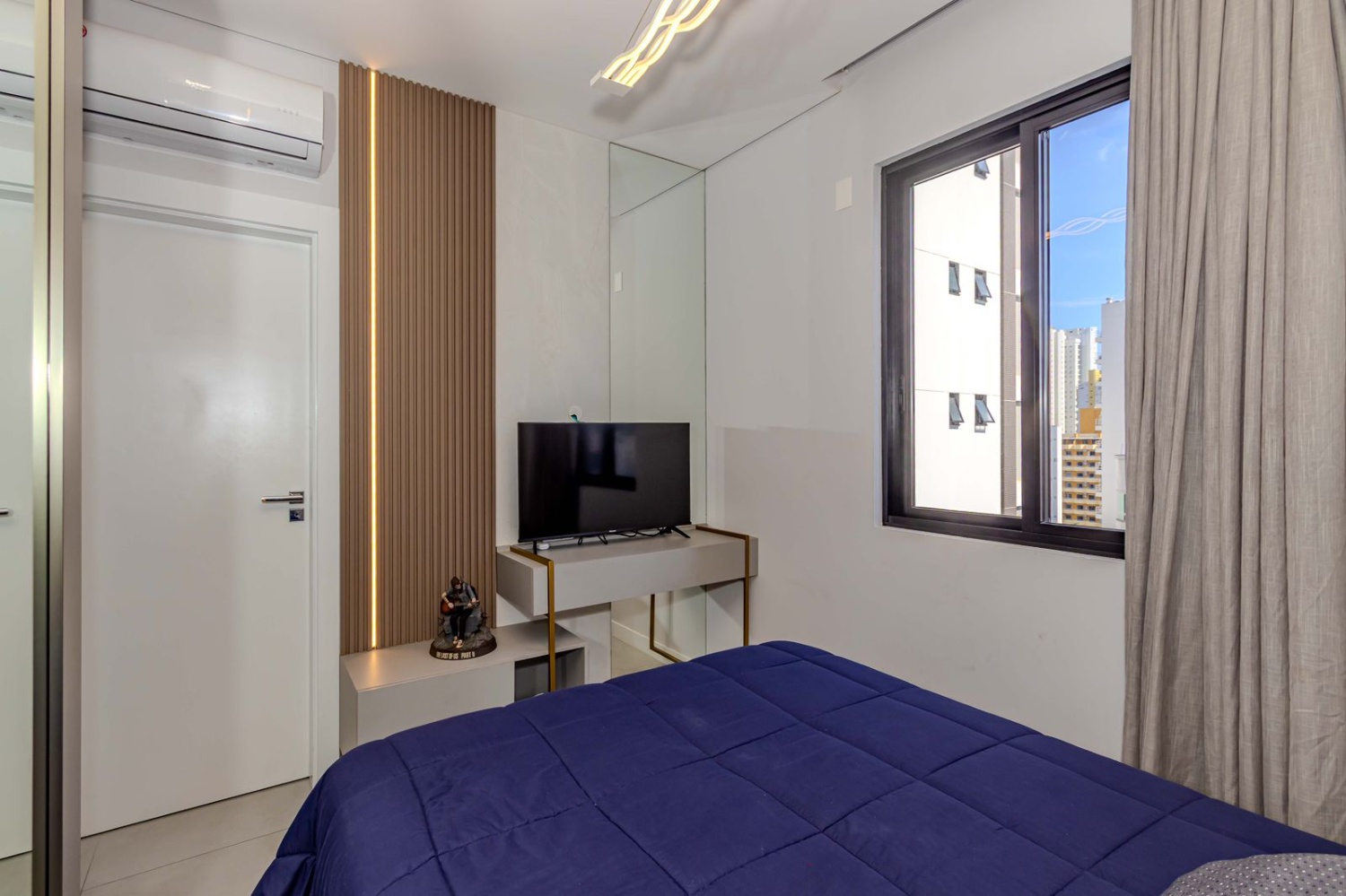 Apartamento no Ed. Costa Esmeralda Residence em Balneário Camboriú - foto 19