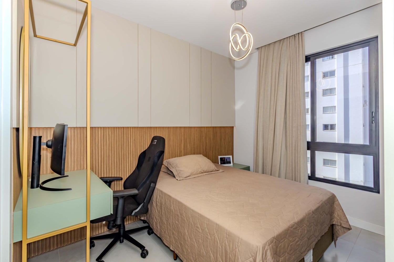 Apartamento no Ed. Costa Esmeralda Residence em Balneário Camboriú - foto 24