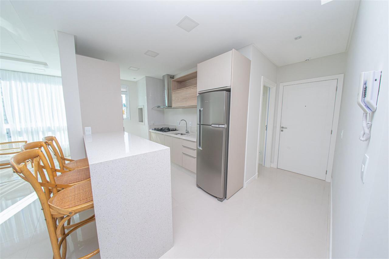 Apartamento no Ed. Torre Esmeralda no centro de Balneário Camboriú - foto 9