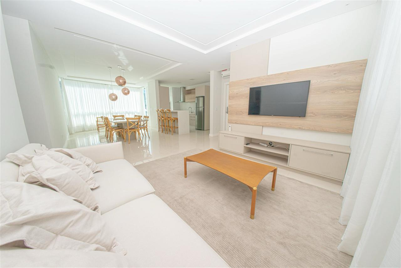 Apartamento no Ed. Torre Esmeralda no centro de Balneário Camboriú - foto 14
