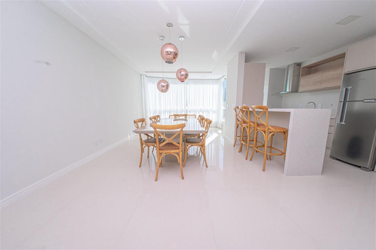 Apartamento no Ed. Torre Esmeralda no centro de Balneário Camboriú - foto 15