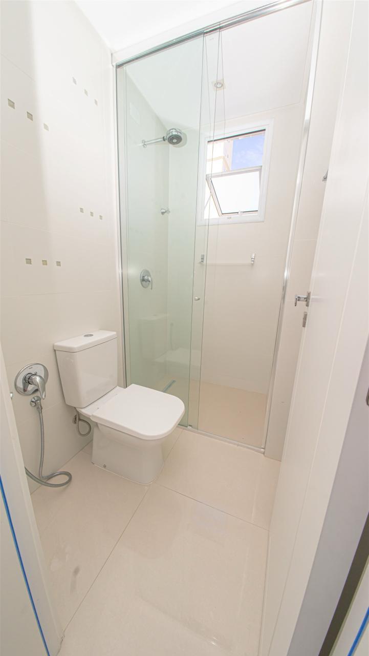 Apartamento no Ed. Torre Esmeralda no centro de Balneário Camboriú - foto 20