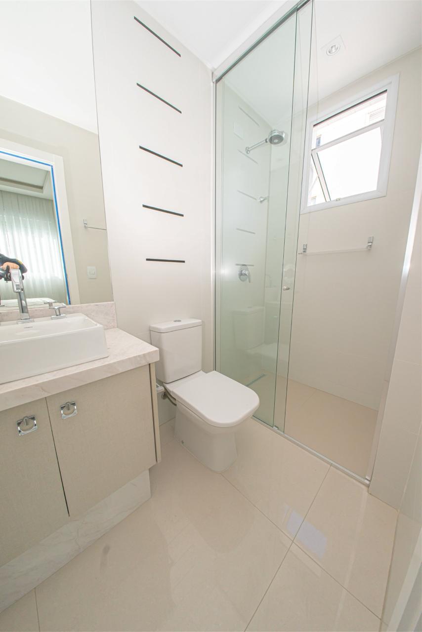 Apartamento no Ed. Torre Esmeralda no centro de Balneário Camboriú - foto 21