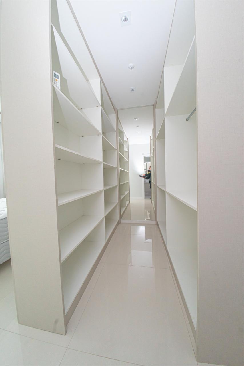 Apartamento no Ed. Torre Esmeralda no centro de Balneário Camboriú - foto 23