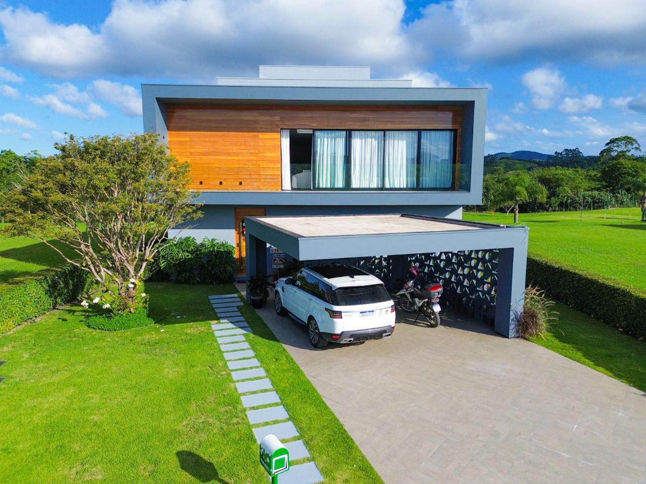 Casa no Condomínio Reserva Camboriú Yacht & Golf em Camboriú