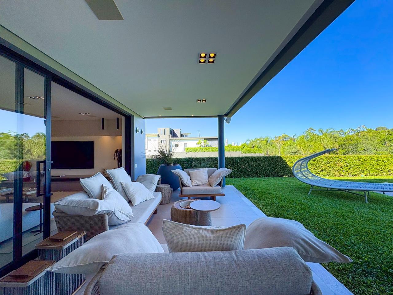 Casa no Condomínio Reserva Camboriú Yacht & Golf em Camboriú