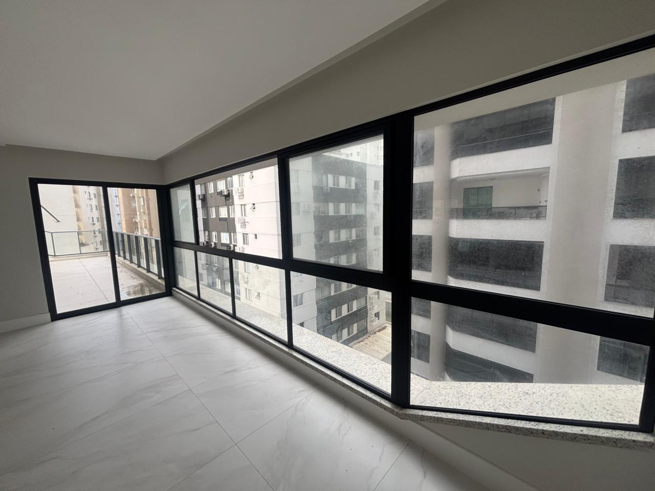 Apartamento no Ed. South Beach Residence em Balneário Camboriú