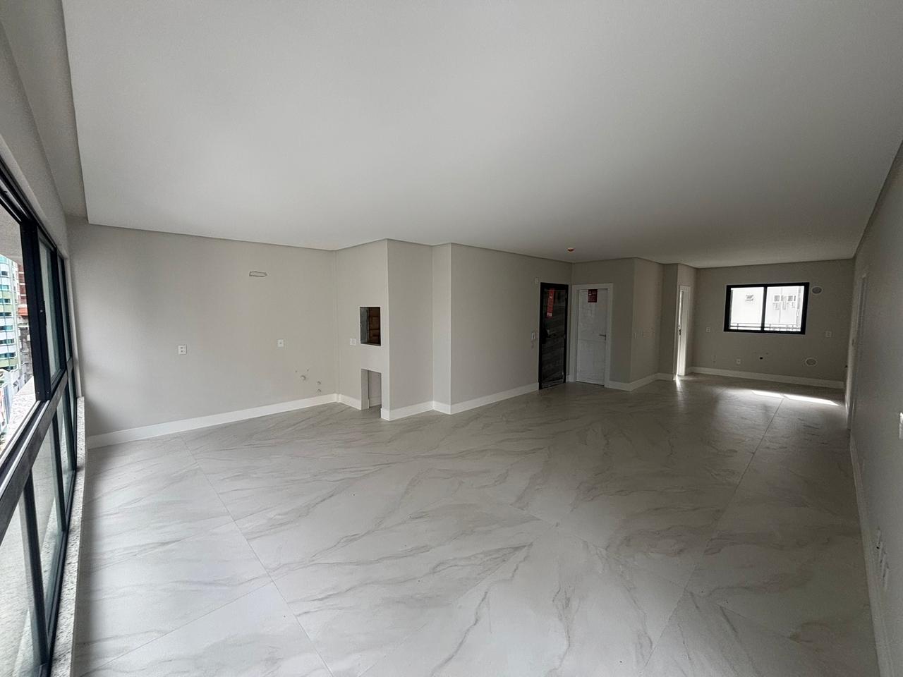 Apartamento no Ed. South Beach Residence em Balneário Camboriú - foto 3