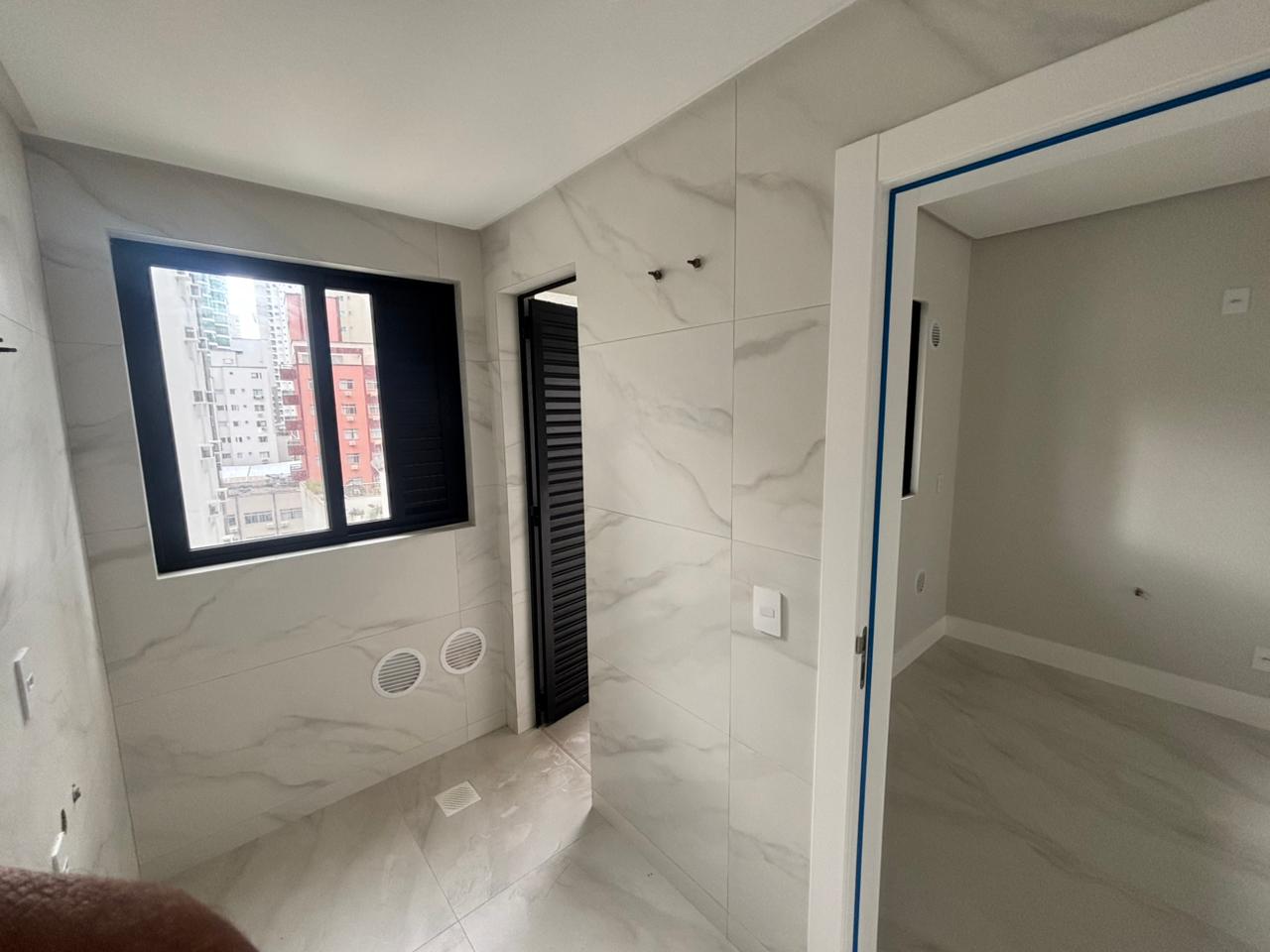 Apartamento no Ed. South Beach Residence em Balneário Camboriú - foto 7
