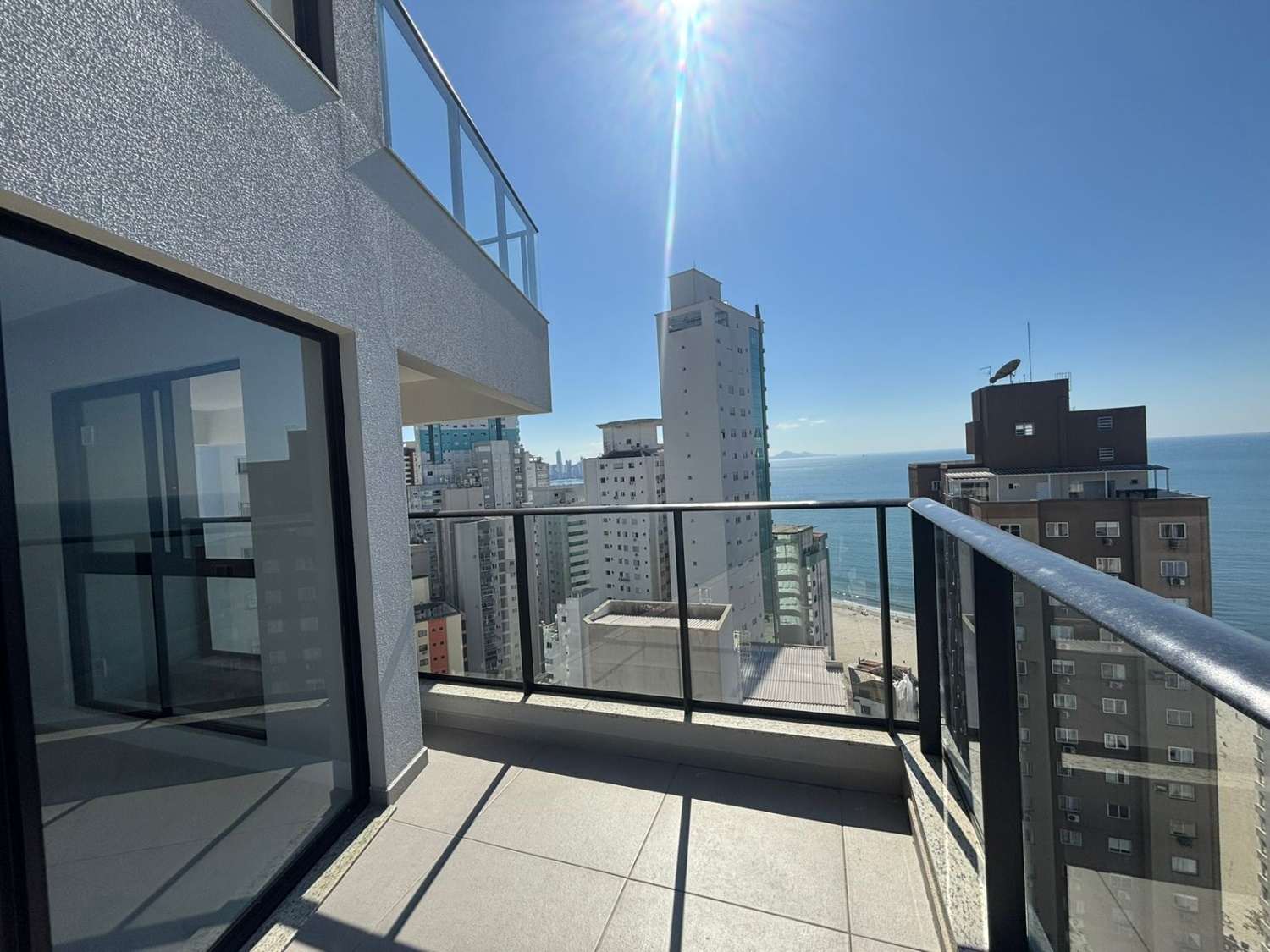 Apartamento no Ed. South Beach Residence em Balneário Camboriú - foto 7