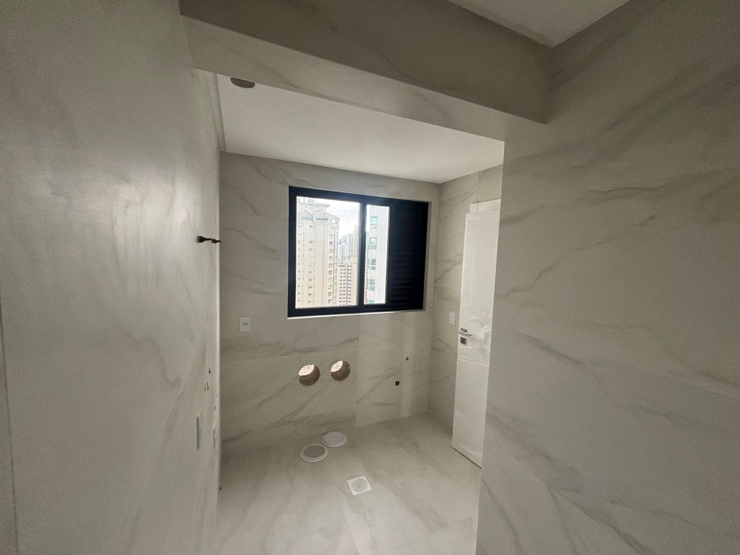 Apartamento no Ed. South Beach Residence em Balneário Camboriú - foto 20