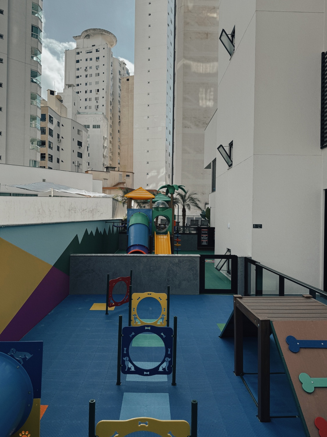 Apartamento no Ed. South Beach Residence em Balneário Camboriú - foto 28
