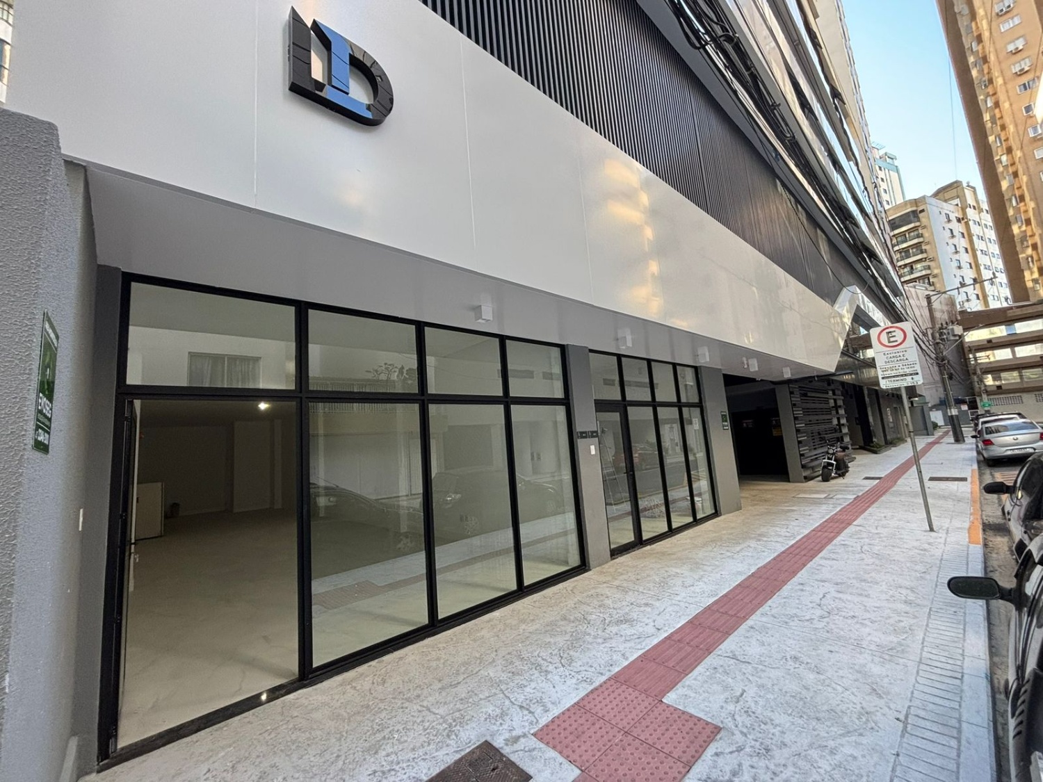 Salas Comerciais no Ed. South Beach em Balneário Camboriú - foto 3