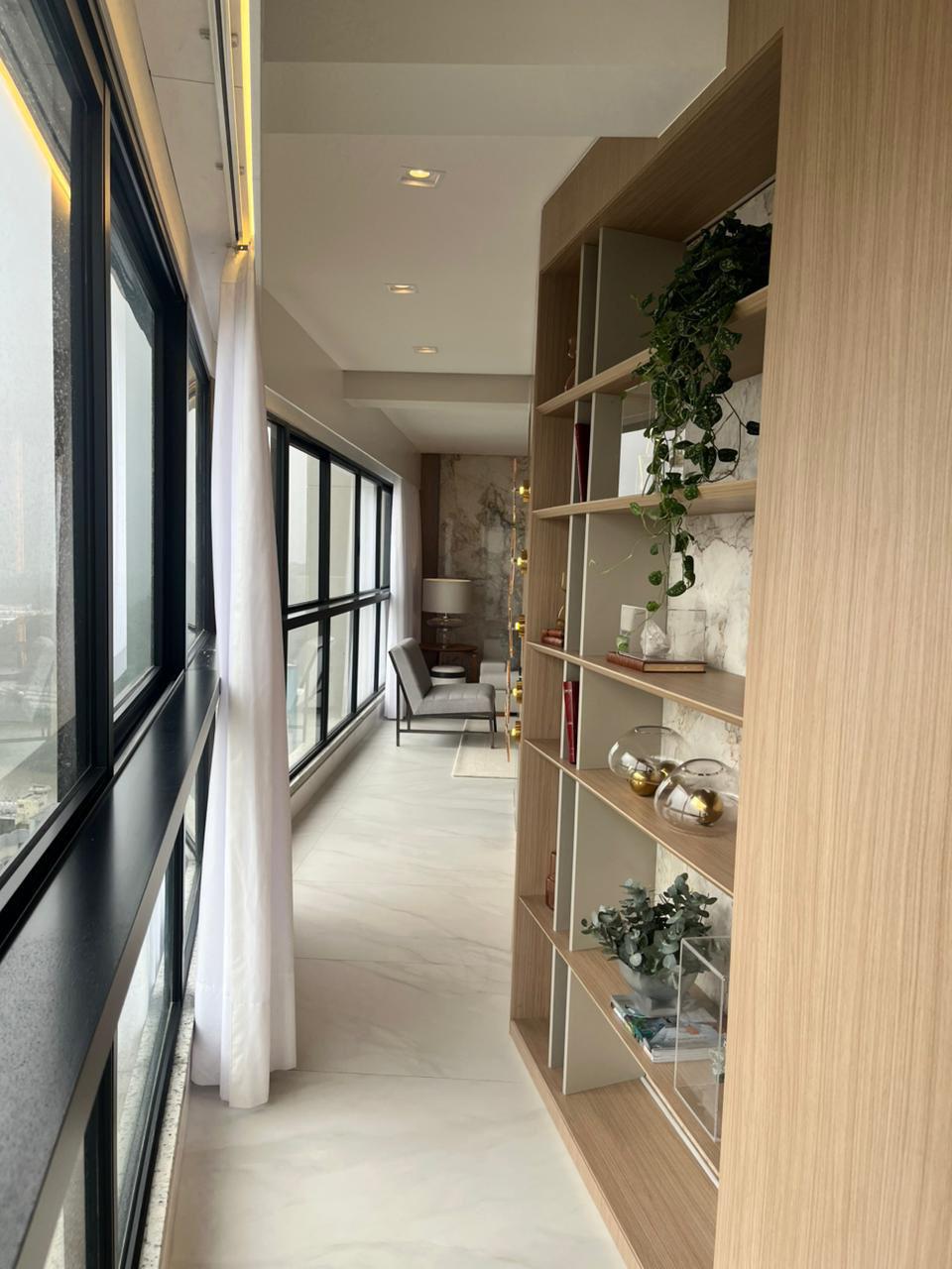Apartamento no Ed. South Beach em Balneário Camboriú - foto 9
