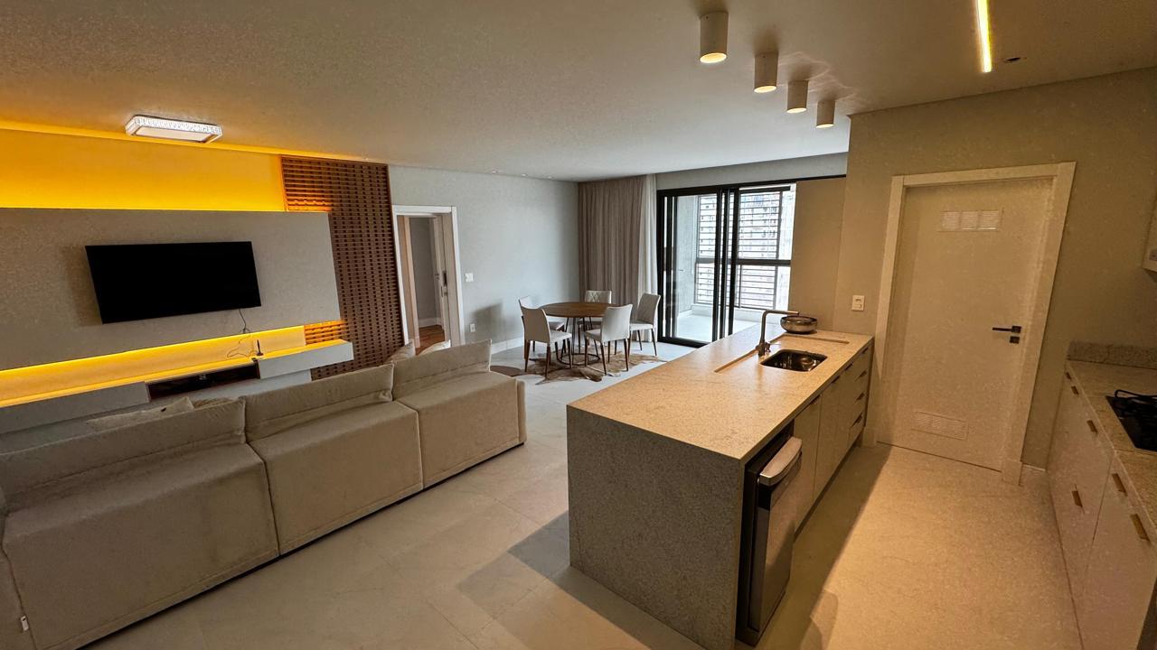 Apartamento no Ed. Éleve em Porto Belo