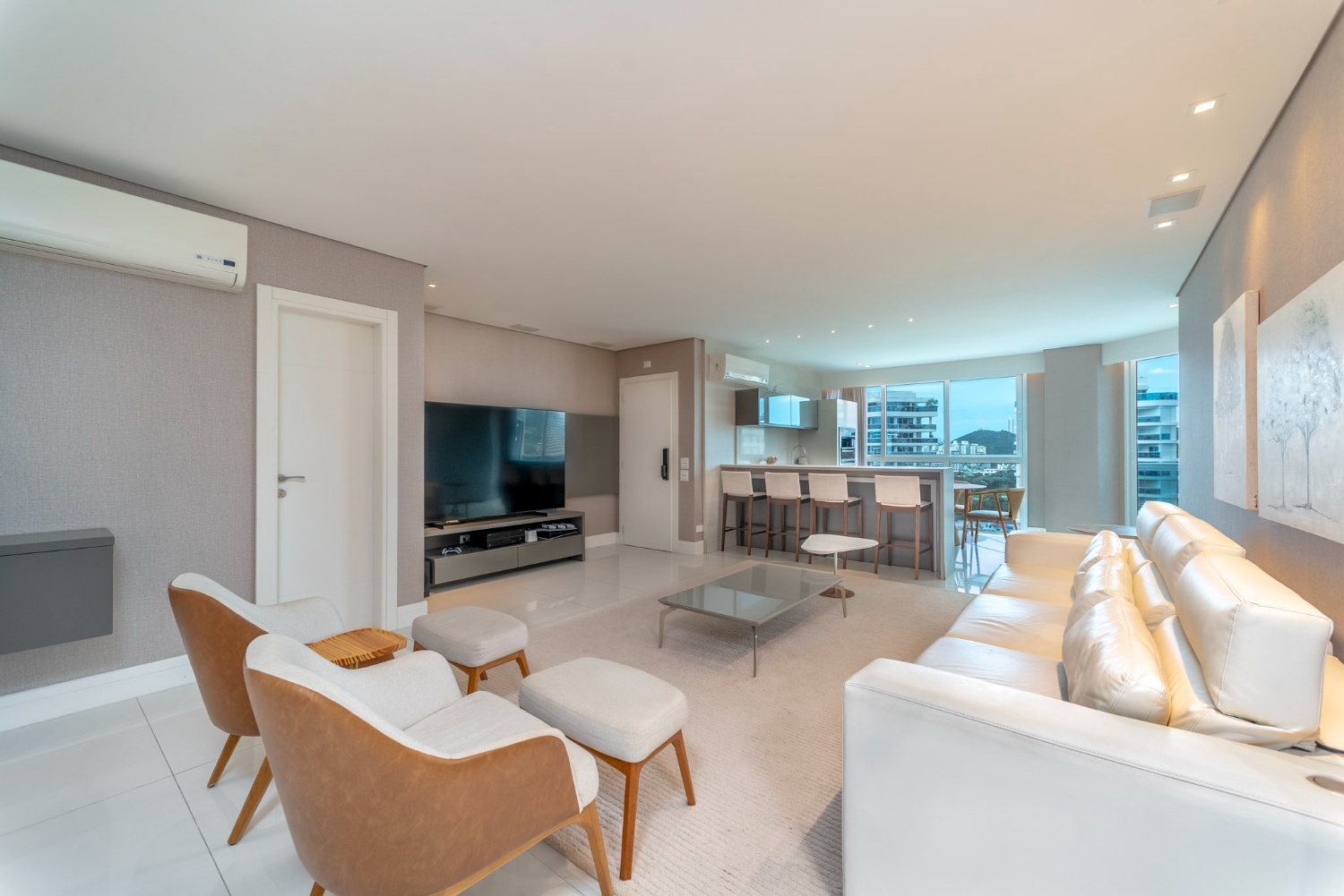 Apartamento no Brava Home Resort na Praia Brava Decorado e Mobiliado - foto 14