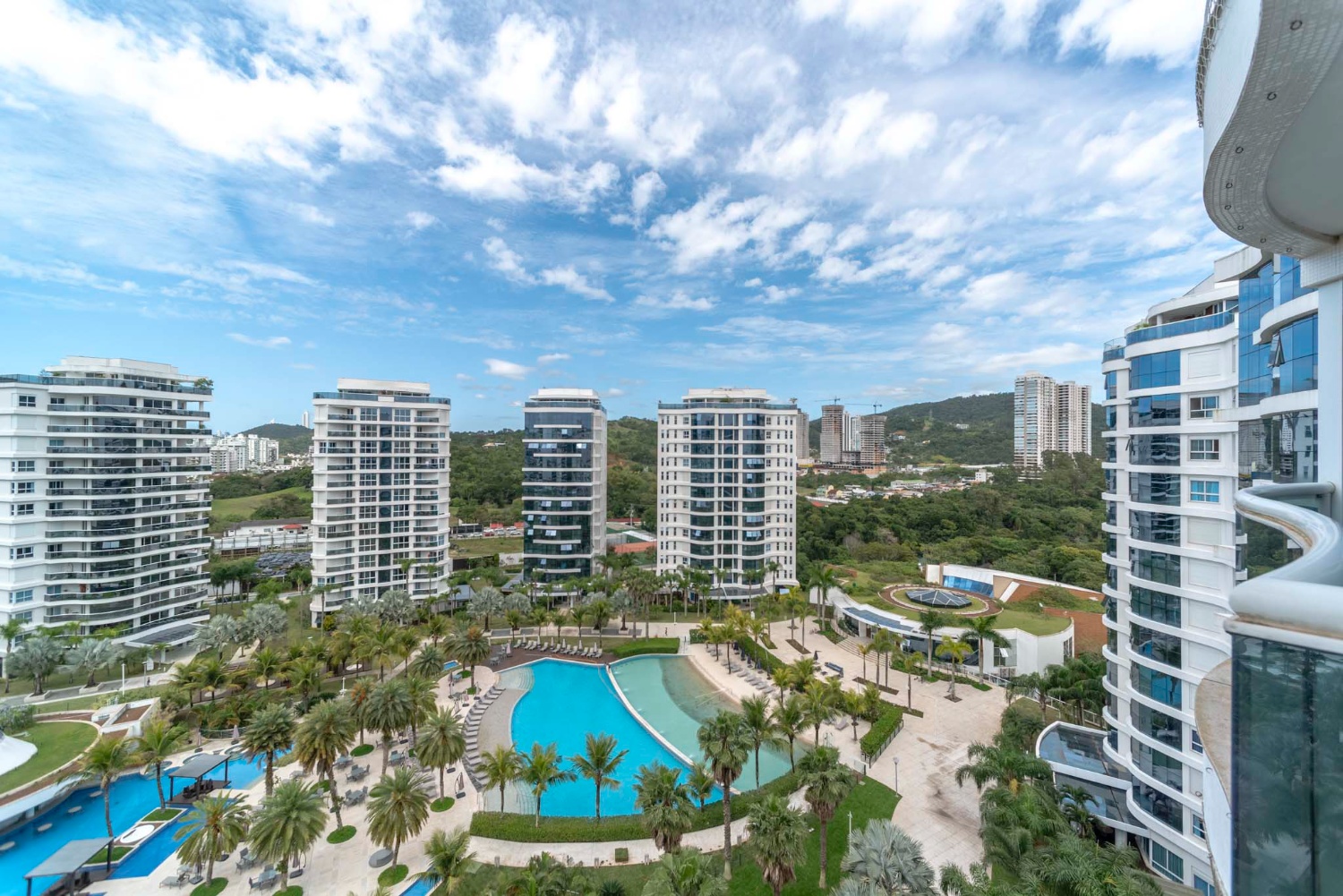Apartamento no Brava Home Resort na Praia Brava Decorado e Mobiliado - foto 18