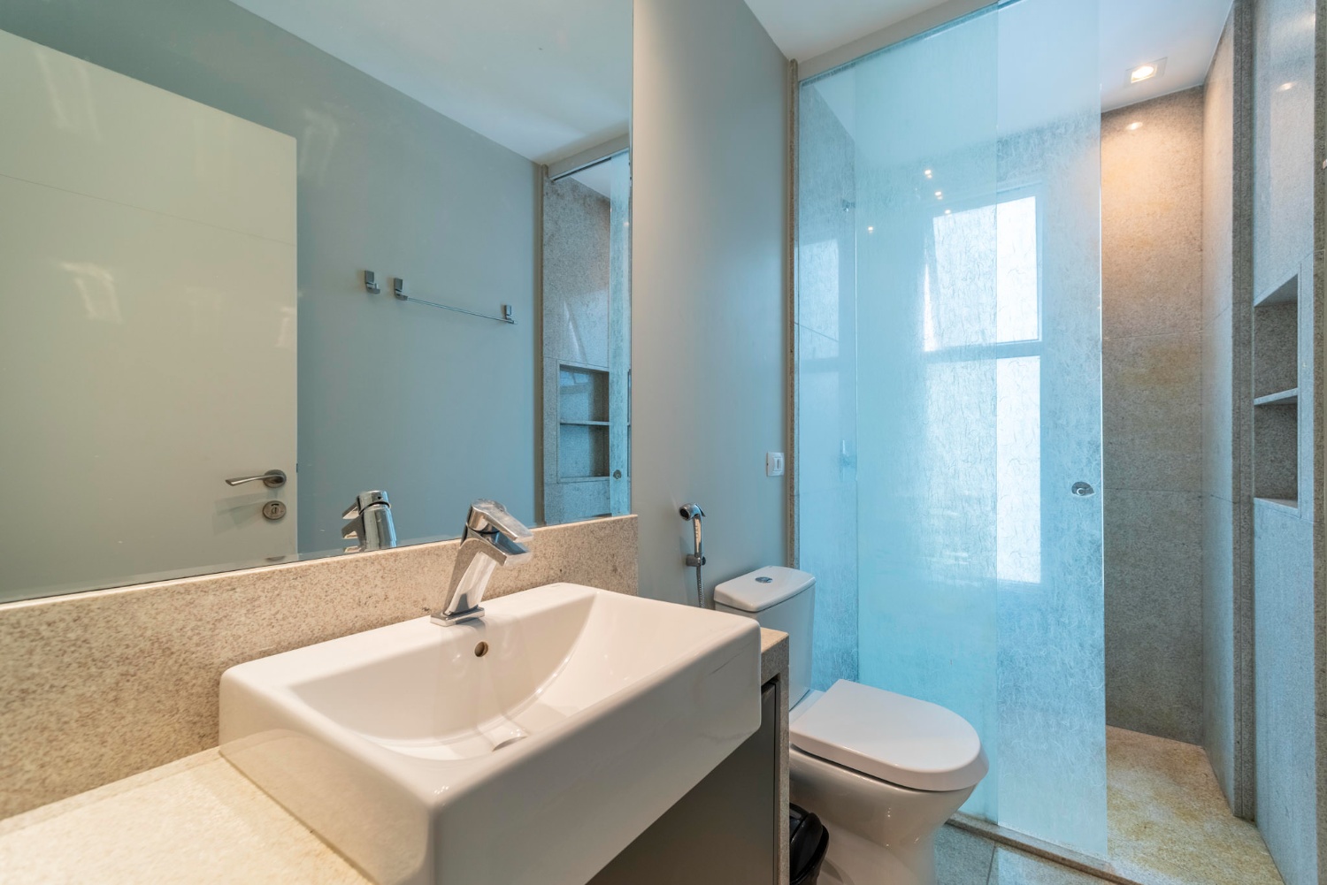 Apartamento no Brava Home Resort na Praia Brava Decorado e Mobiliado - foto 27