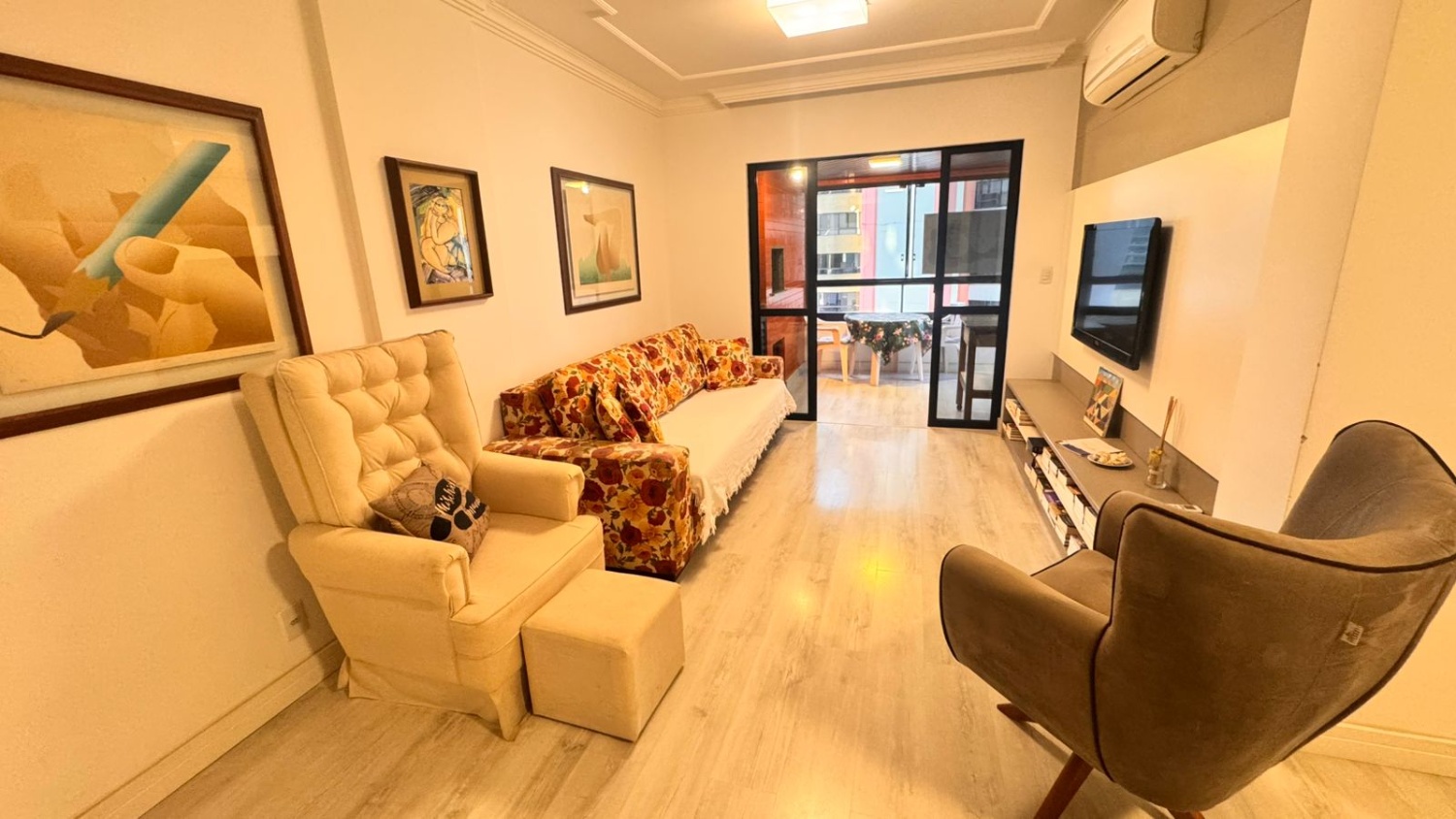 Apartamento no Ed. Residencial Morro dos Ventos em Balneário Camboriú - foto 11