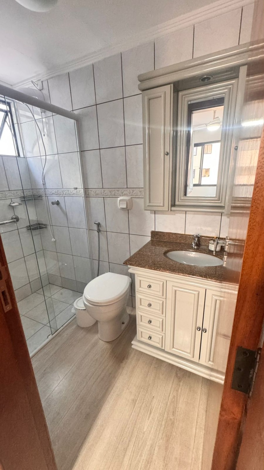 Apartamento no Ed. Residencial Morro dos Ventos em Balneário Camboriú - foto 16