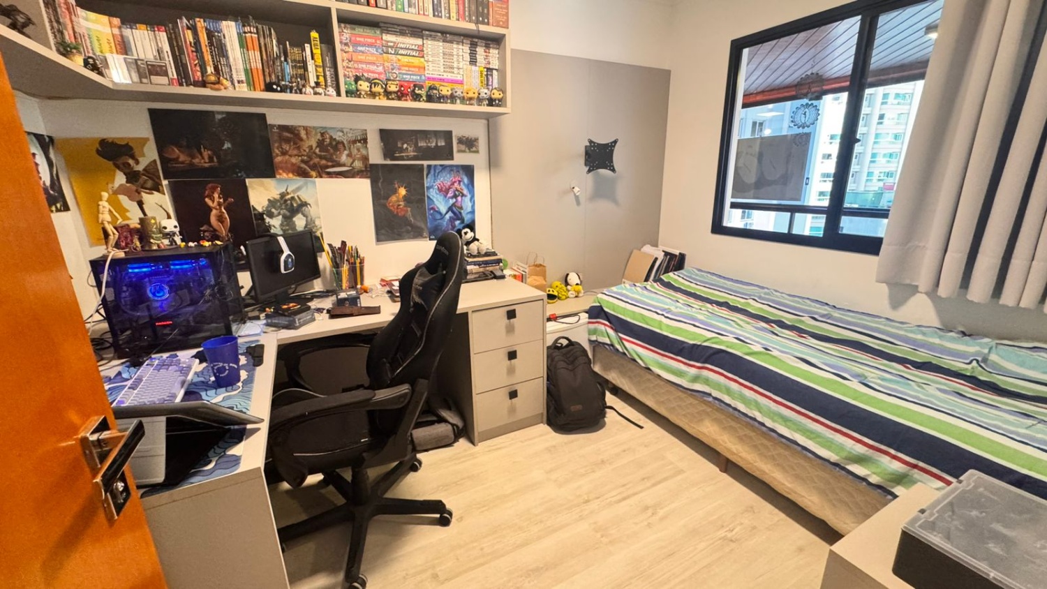 Apartamento no Ed. Residencial Morro dos Ventos em Balneário Camboriú - foto 18